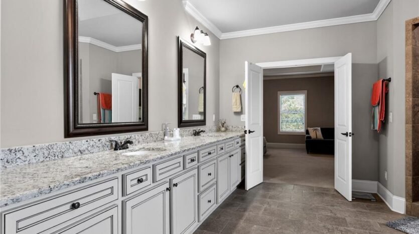 2051 Skybrooke Court Hoschton, Georgia 30548