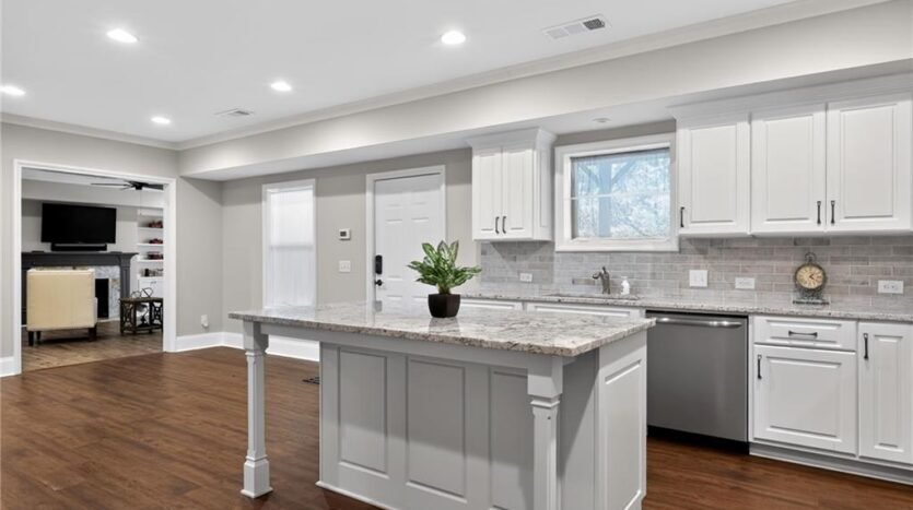 2051 Skybrooke Court Hoschton, Georgia 30548