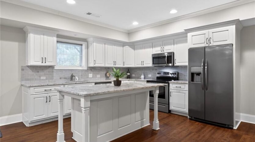 2051 Skybrooke Court Hoschton, Georgia 30548