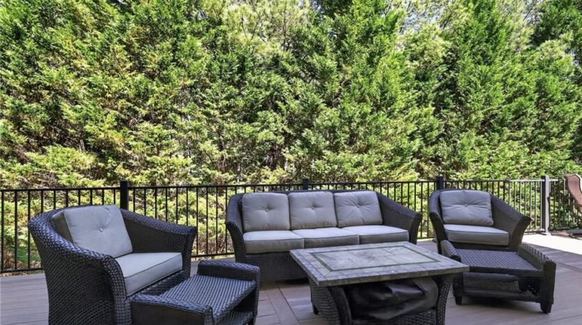 2051 Skybrooke Court Hoschton, Georgia 30548