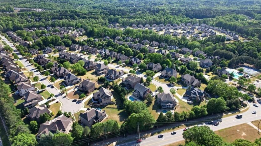 2051 Skybrooke Court Hoschton, Georgia 30548