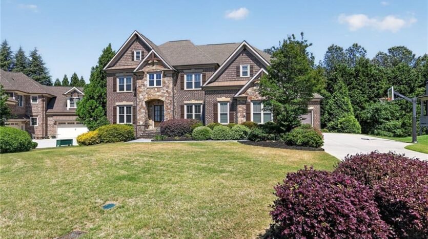2051 Skybrooke Court Hoschton, Georgia 30548