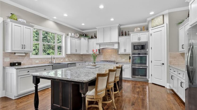 2051 Skybrooke Court Hoschton, Georgia 30548